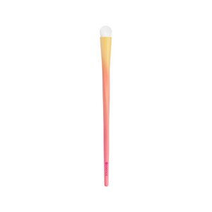 essence Brush It Like It's Art Eyeshadow Brush - 01 Throwing A Little Color